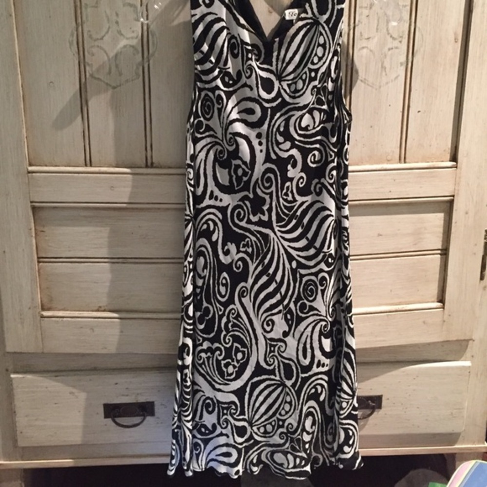 Tessuto Black and White Dress